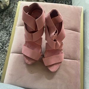 size 5 bakers strappy heels one broken heel topper